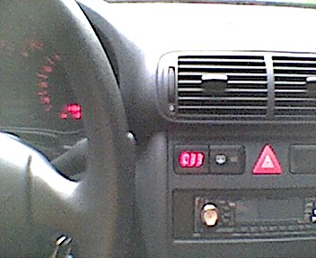 siehe LDA-Fachartikel: Einbau einer digitalen Ladedruckanzeige in Audi A3 Audi A3 von RainerK.jpg